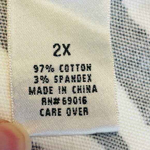 Laura Ashley Black & White Zebra Print Sequin Trim Raw Edge Jacket Women Sz 2X - Picture 9 of 11